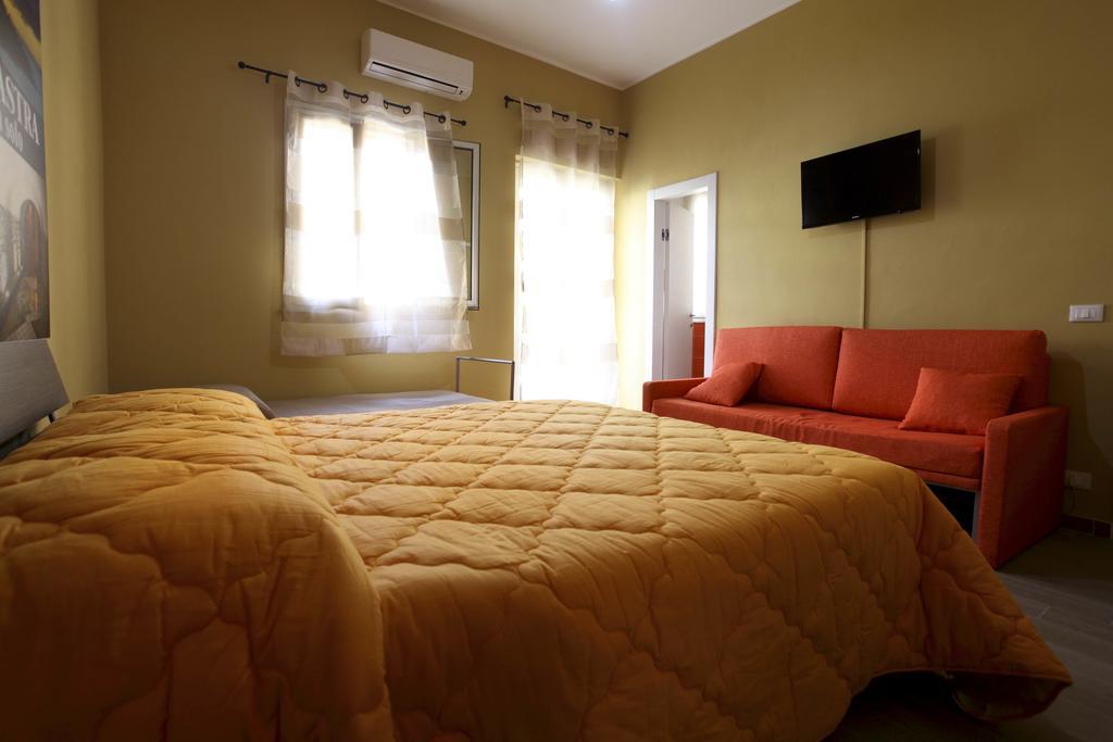 B&B La Grande Mela Санто-Стефано-ді-Камастра Номер фото